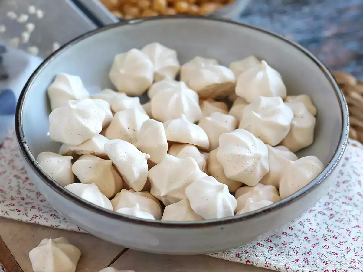 Aquafaba के साथ वेगन मेरिंग्यूज - फोटो 6