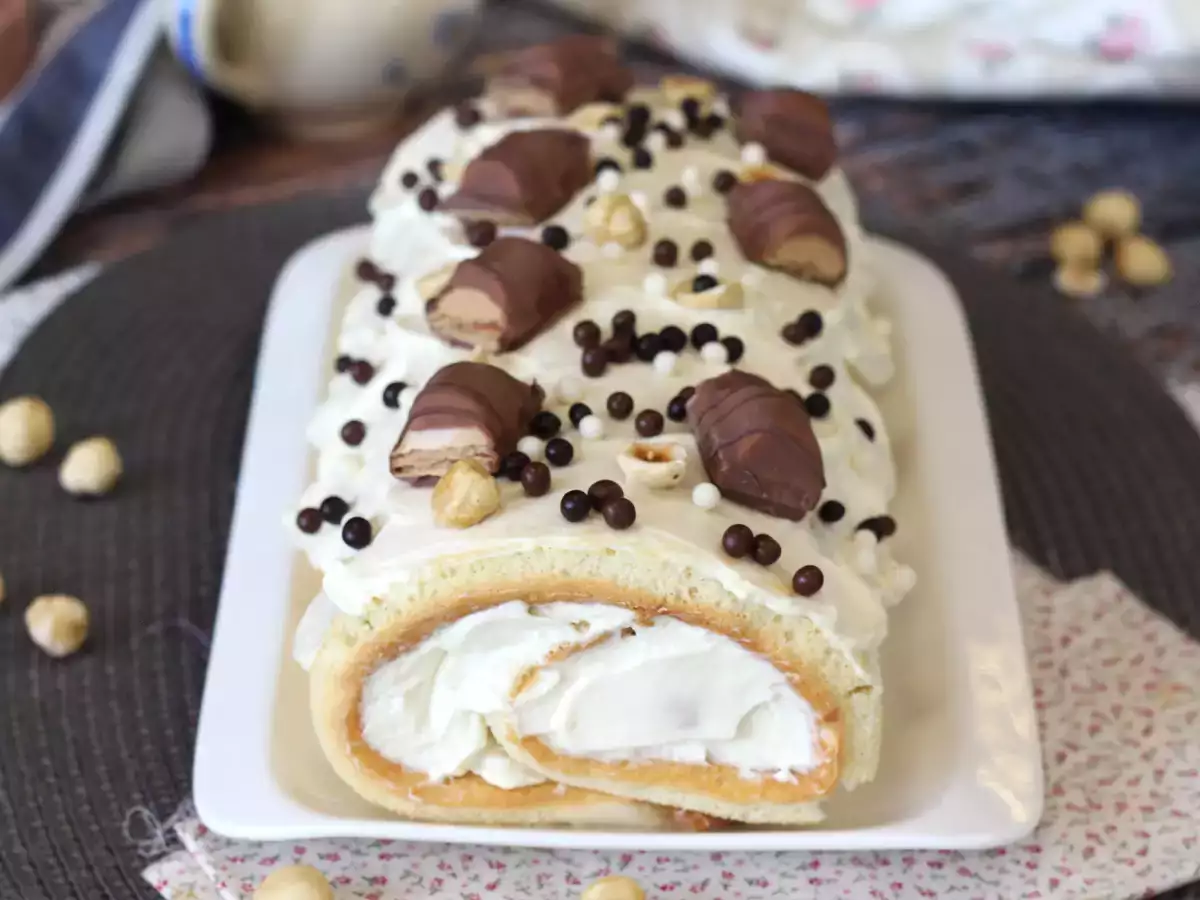 आसान रोल क Kinder Bueno का स्वाद, जन्मदिन के केक या क्रिसमस के लिए लॉग के रूप में परफेक्ट! - फोटो 6