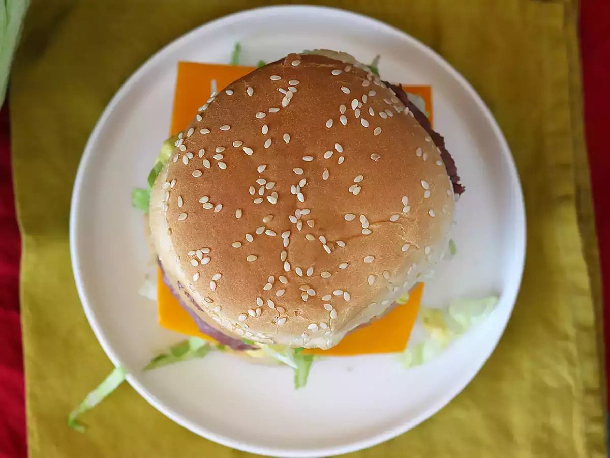 बिग मैक, प्रसिद्ध हैमबर्गर जिसे खुद बनाना है! - फोटो 2