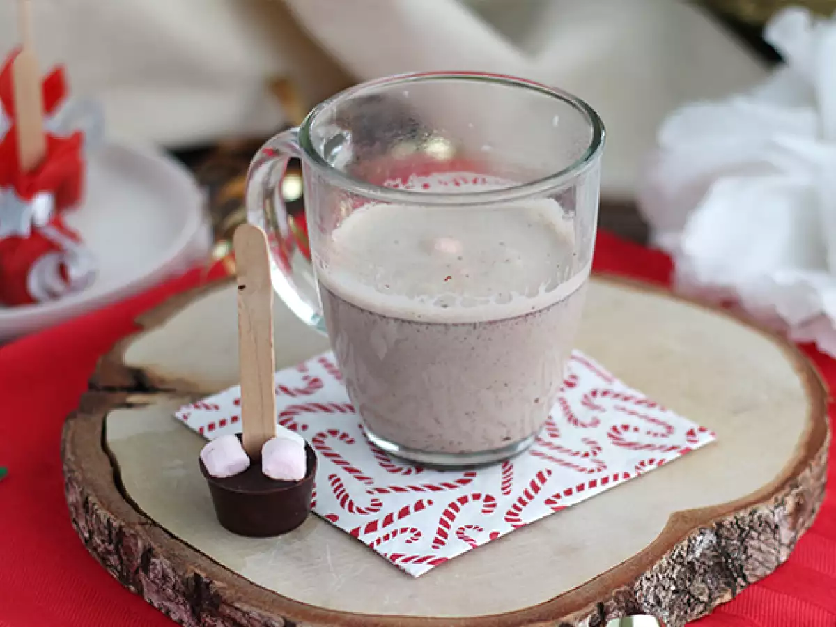 चॉकलेट के लिए चॉकलेट गर्म: काली चॉकलेट + मार्शमैलो - फोटो 3