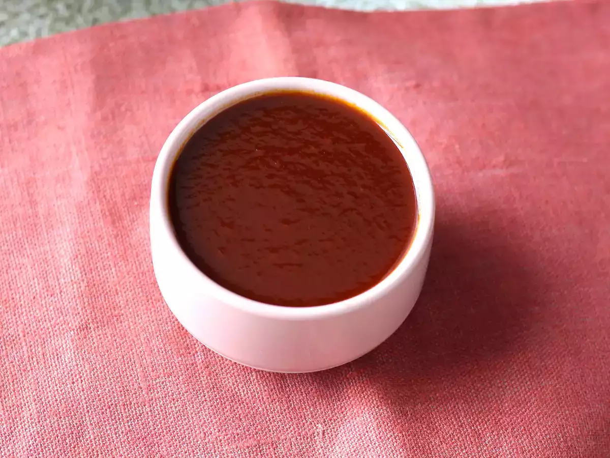 घर पर बनाई गई बारबेक्यू स्टाइल की खट्टी-मीठी सॉस: आसान रेसिपी और थोड़े समय में तैयार - फोटो 5