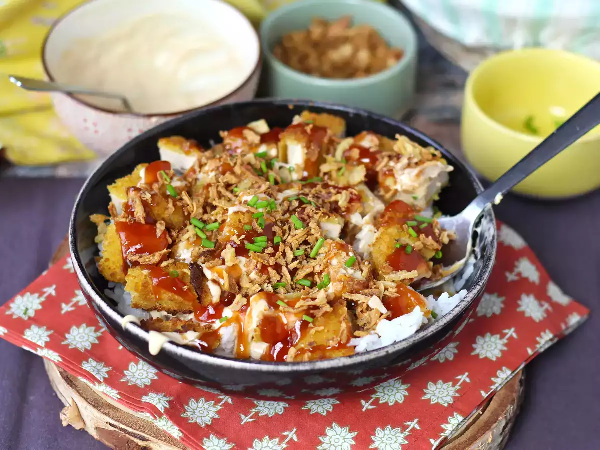 क्रिस्पी चिकन डिश, जिसे घर पर बनाने के लिए Tasty crousty के तरीके से तैयार किया गया है - फोटो 6