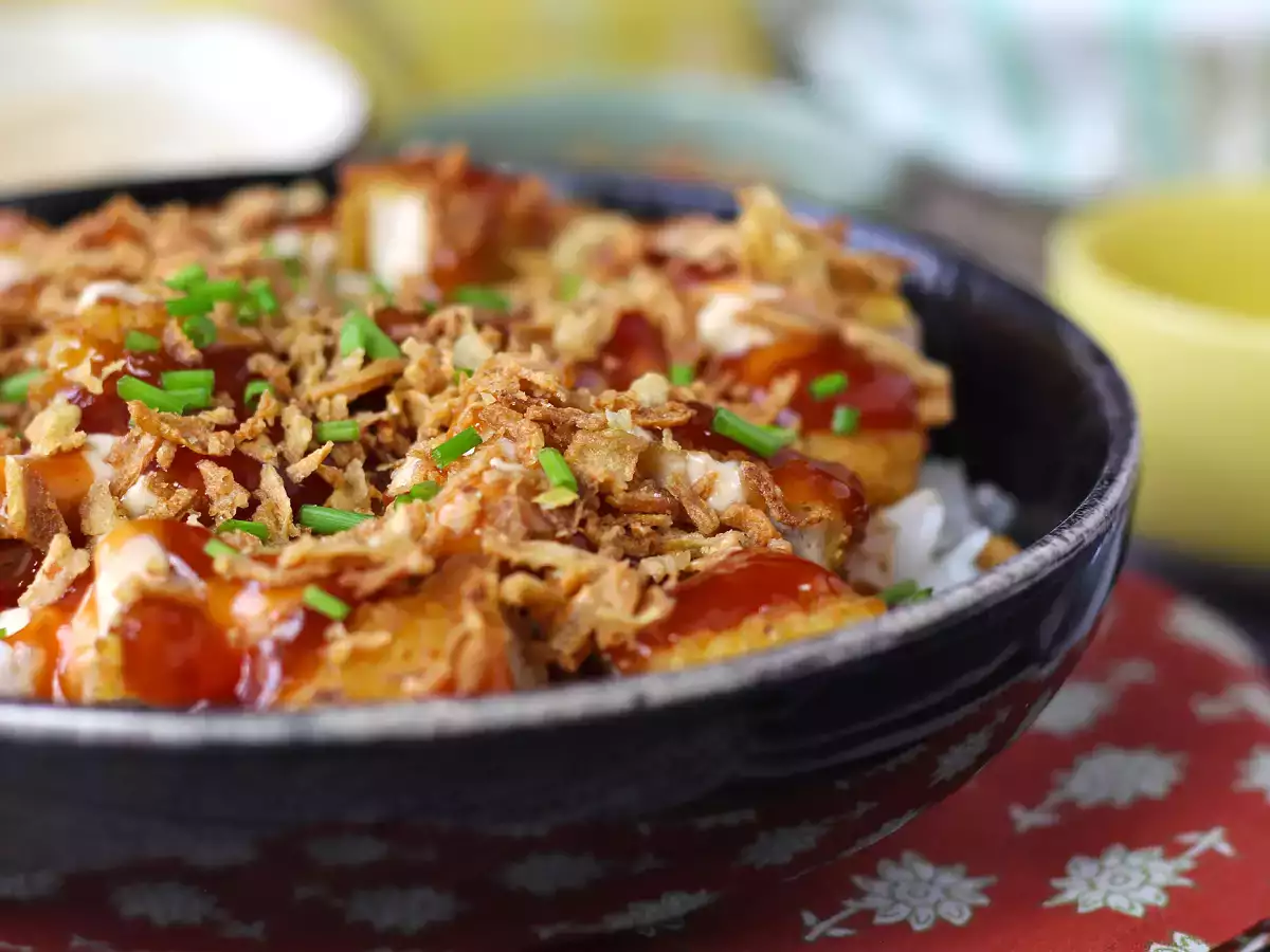 क्रिस्पी चिकन डिश, जिसे घर पर बनाने के लिए Tasty crousty के तरीके से तैयार किया गया है - फोटो 7