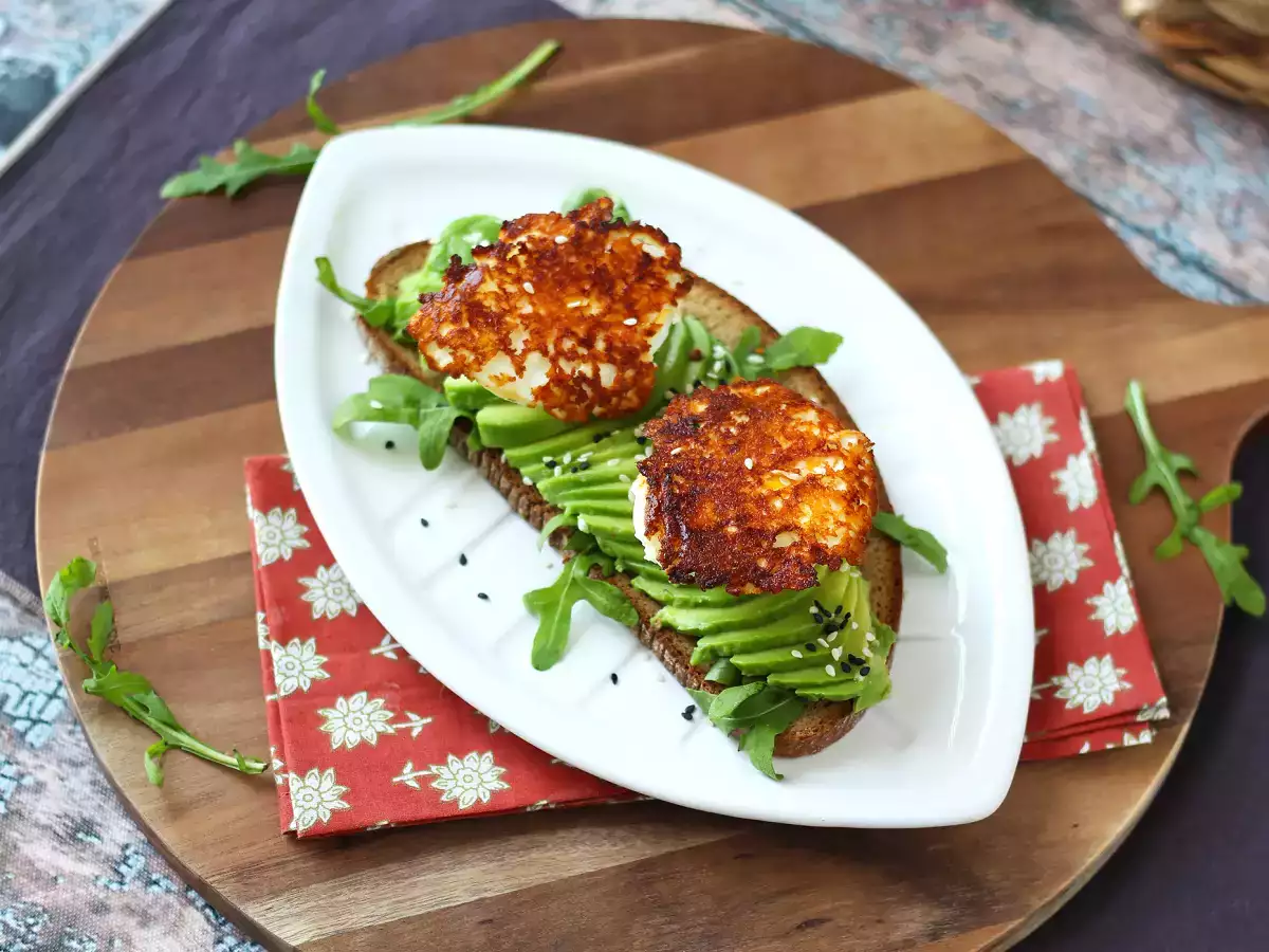 फेटा के कुरकुरे अंडे ( crispy feta eggs ) : बेहद सरल ट्रेंडिंग रेसिपी - फोटो 4