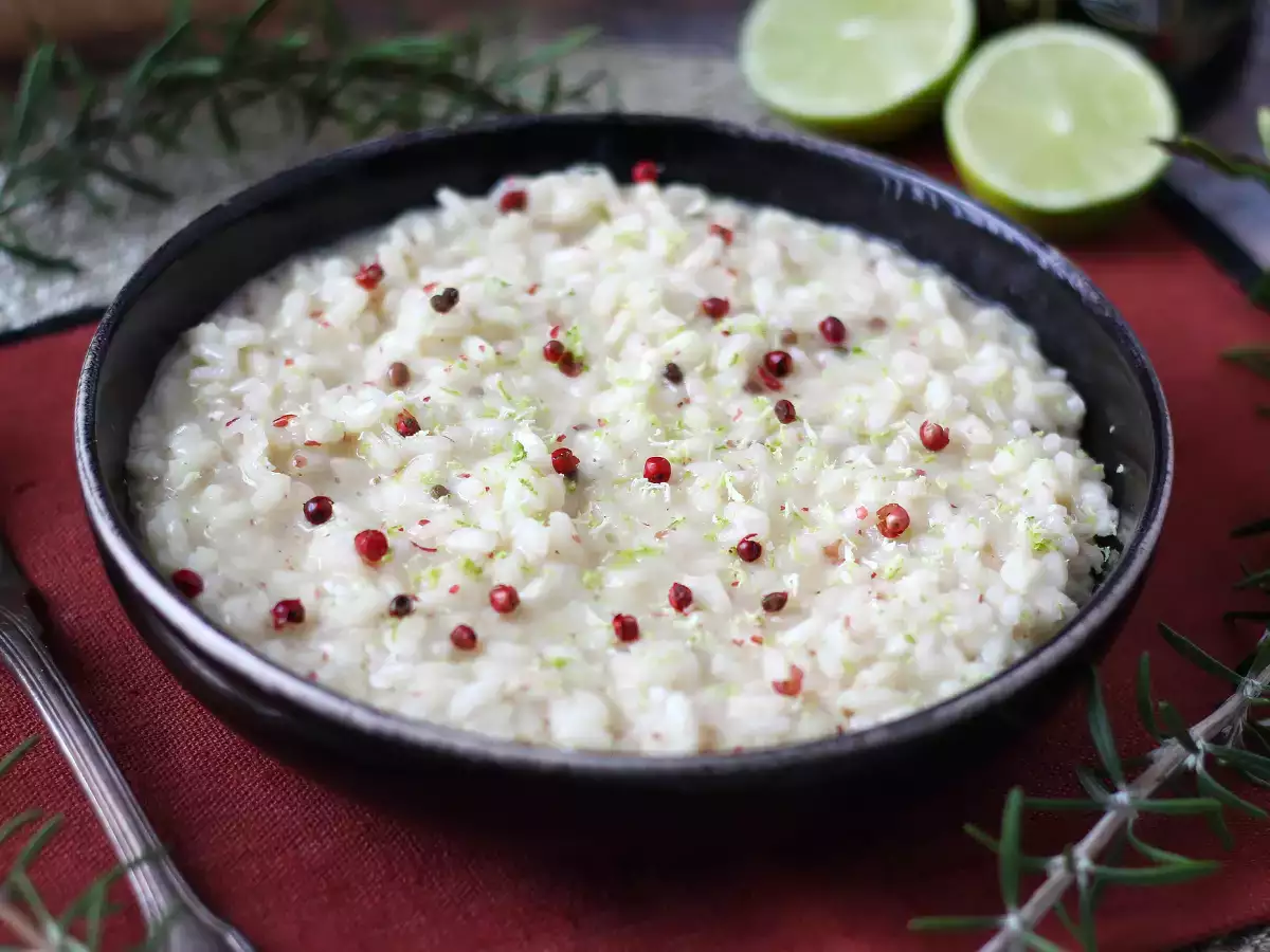 Risotto नींबू और गुलाबी मिर्च: विशेष रात्रिभोज के लिए एक सुरुचिपूर्ण और शाकाहारी नुस्खा - फोटो 4