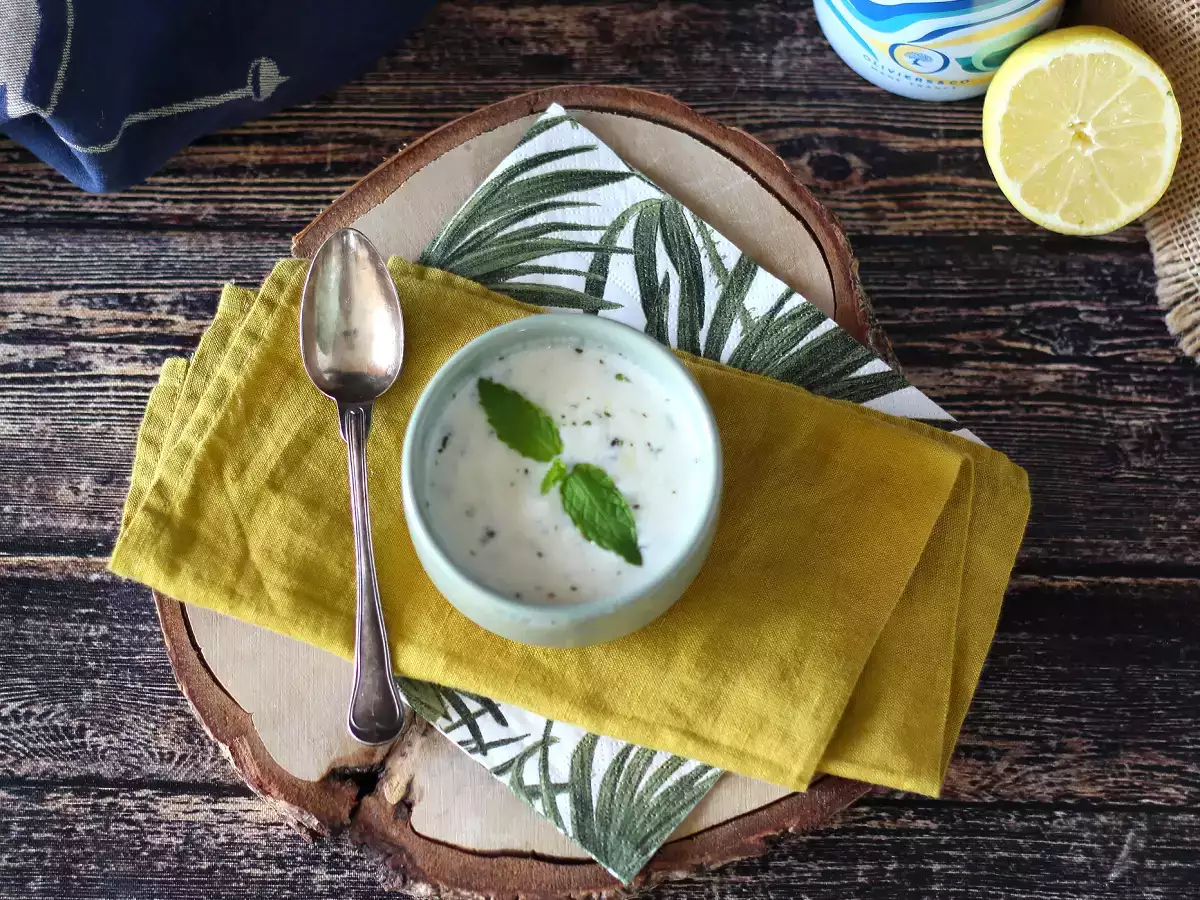 सालसा योगर्ट सलाद और मीटबॉल के लिए - फोटो 3