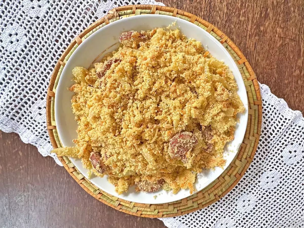 सोनेरी फ़ारोफ़ा, कालाब्रेशा, अंडा और गाजर के साथ - फोटो 3