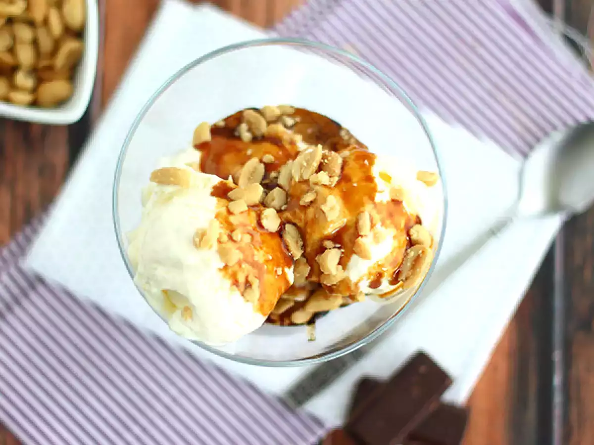 Sundae, अमेरिकी मीठा आइसक्रीम - फोटो 2