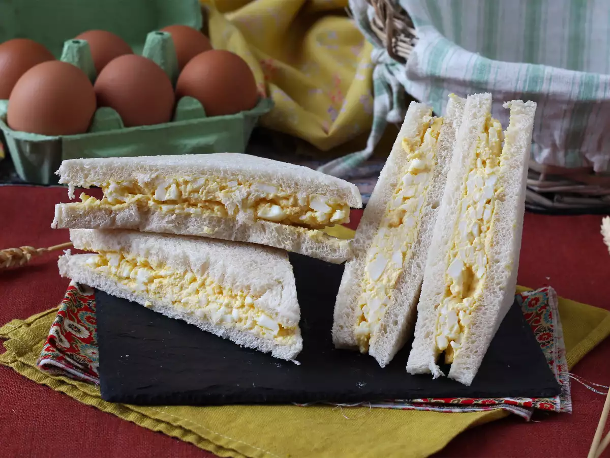 Tamago sando: जापानी अंडे का प्रसिद्ध सैंडविच जो कि कोनबिनी में मिलता है! - फोटो 3