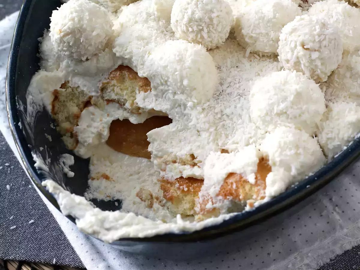 Tiramisu Raffaello जो नारियल के अच्छे स्वाद के साथ है - फोटो 2