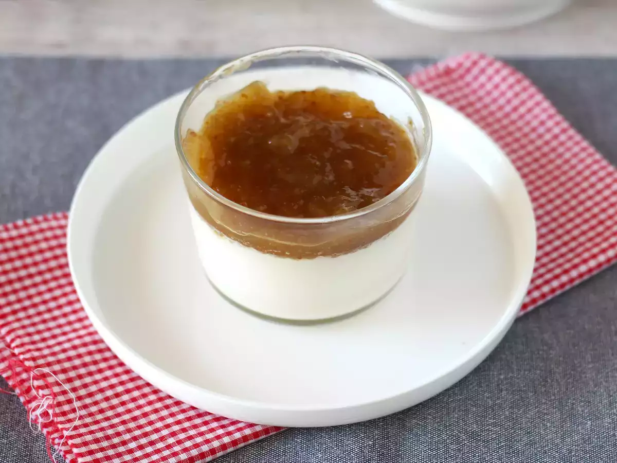 वेनिला panna cotta और अंजीर की सॉस - फोटो 2