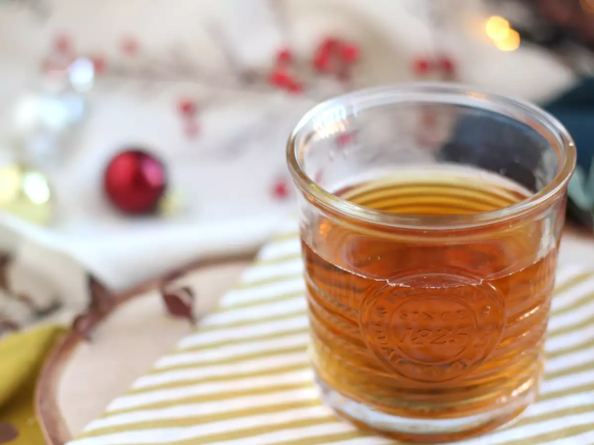Wassail, क्रिसमस का मसालेदार कॉकटेल - फोटो 2
